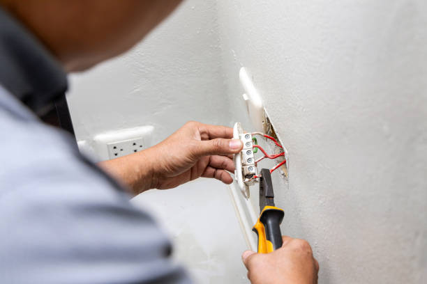 Best Commercial Electrician Services  in Dover, OH